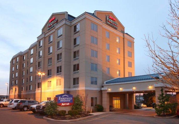 Fairfield Inn & Suites Woodbridge Avenel Exterior foto